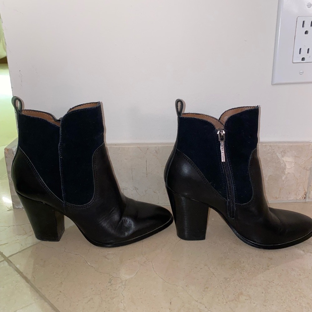 Donald J Pliner suede and leather booties - Size 5.5 M